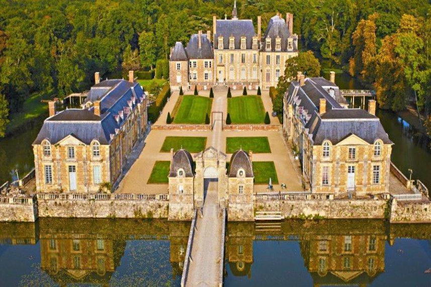 Le Cocoon D'Annabelle - Jolie Maison Avec Jeux Et Grand Jardin Pierrefitte-sur-Sauldre Экстерьер фото